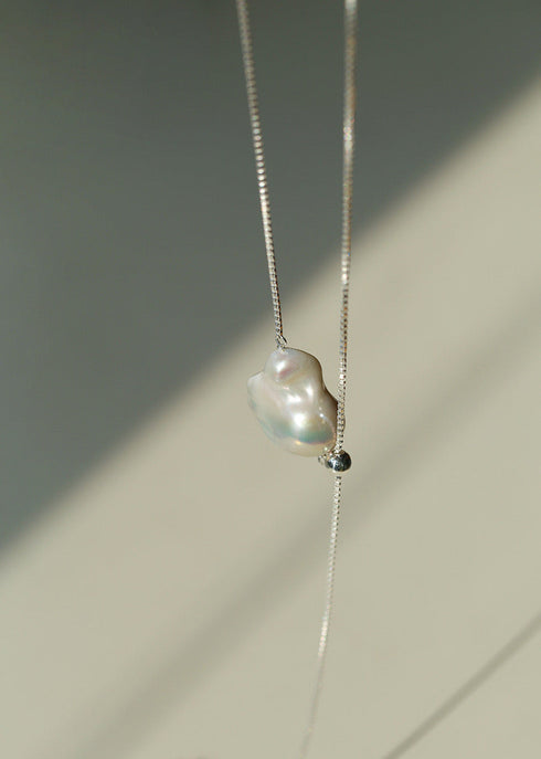Elegant Baroque Pearl Clavicle Silver Long Necklace – Adjustable and Versatile